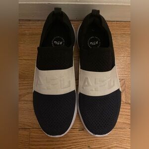 APL Techloom Bliss Black and White Slip ons